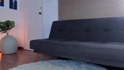 Lua     online show from January 18, 2026, 10:13 pm