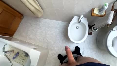 ilconte81 online show from December 23, 2024, 1:45 pm