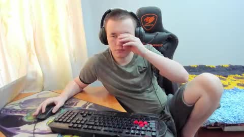 iliaskris online show from October 20, 2025, 6:14 am