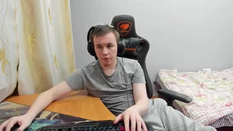 iliaskris online show from November 25, 2025, 3:39 am