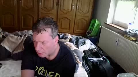 iliebetight online show from February 5, 2026, 10:09 am