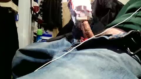 iliketofuck1975 online show from November 18, 2025, 2:06 am