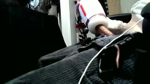 iliketofuck1975 online show from December 23, 2025, 9:07 am