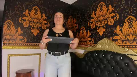 Snapshot of iliy_pervertedx chatting on May 12, 2026, 11:07 am LILY online show from May 12, 2026, 11:07 am