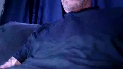 illrububuallday24 online show from October 27, 2025, 11:36 am