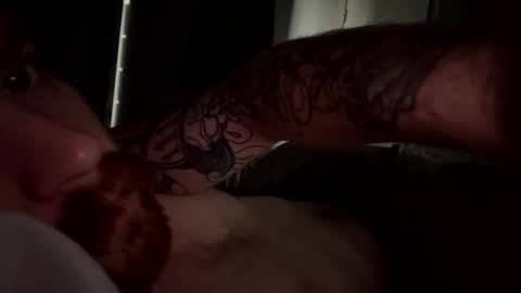 Snapshot of ilovemilfs2424 chatting on January 1, 2025, 5:33 pm Matthew online show from January 1, 2025, 5:33 pm