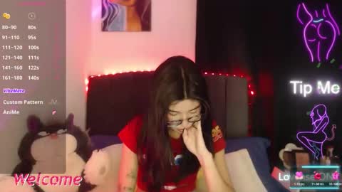 Snapshot of ily_bea chatting on May 30, 2026, 1:14 am Ily Bea online show from May 30, 2026, 1:14 am