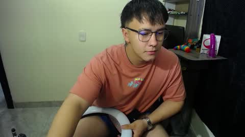 Snapshot of im__noah chatting on March 3, 2025, 11:11 am im__noah online show from March 3, 2025, 11:11 am