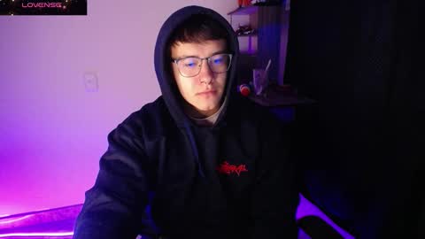 Snapshot of im__noah chatting on March 8, 2025, 11:05 am im__noah online show from March 8, 2025, 11:05 am