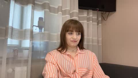 Snapshot of im_alisa_ chatting on October 17, 2025, 7:11 am Alisa online show from October 17, 2025, 7:11 am