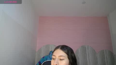 Anny online show from November 23, 2025, 12:38 pm