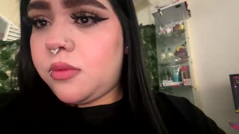 im_bunny__ online show from May 18, 2026, 12:55 pm