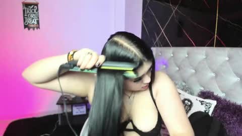 im_bunny__ online show from June 3, 2026, 11:57 am