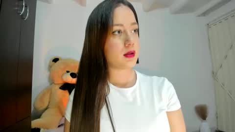 Caro   online show from April 2, 2026, 3:26 am