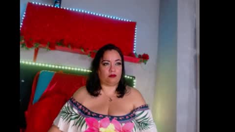 Hellen online show from December 10, 2024, 6:17 pm