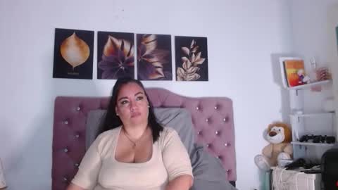 Hellen online show from October 22, 2025, 9:20 am