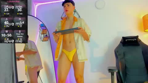 Snapshot of im_juaniito chatting on September 12, 2025, 2:44 am  40 OFF TODAY online show from September 12, 2025, 2:44 am