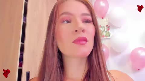 Luna online show from March 10, 2026, 12:43 pm