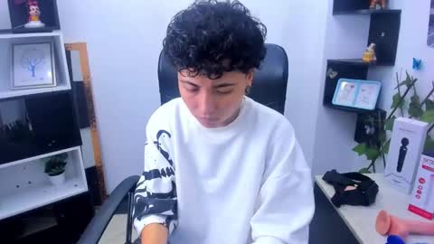 mathias online show from November 19, 2025, 3:06 am