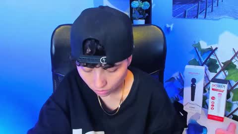 mathias online show from December 21, 2025, 3:02 am