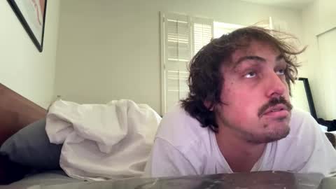Snapshot of im_nervous chatting on April 4, 2026, 10:40 pm im_nervous online show from April 4, 2026, 10:40 pm