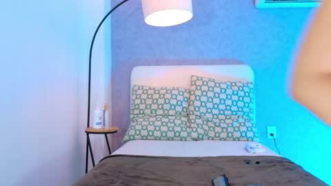 nova online show from October 18, 2025, 7:25 pm