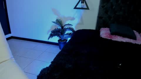 Snapshot of im_ralff chatting on May 13, 2026, 4:21 am RALF online show from May 13, 2026, 4:21 am
