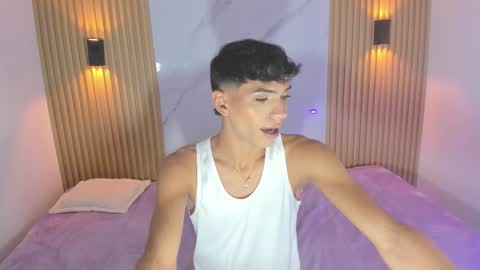 Snapshot of im_sebaslopez chatting on November 30, 2025, 8:24 pm im_sebaslopez online show from November 30, 2025, 8:24 pm