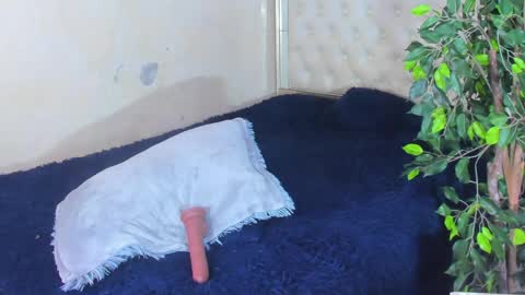 im_sebaslopez online show from April 19, 2026, 6:10 pm