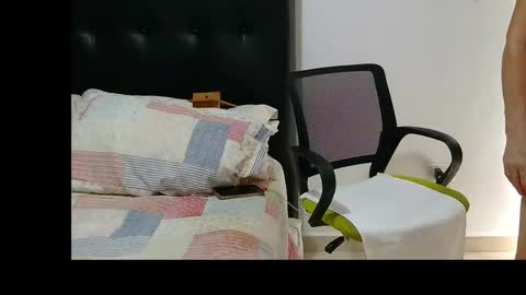 Sharon online show from November 11, 2025, 3:01 pm