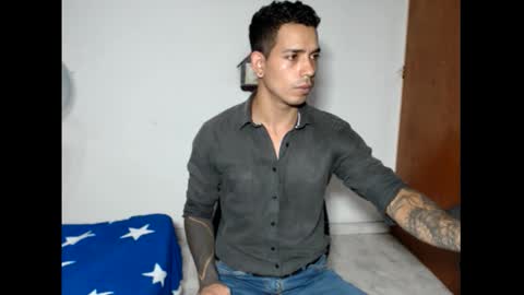 im_taylor24 online show from November 20, 2025, 9:25 pm