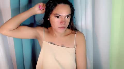 im_yourfairyannaxx online show from January 19, 2025, 9:33 am
