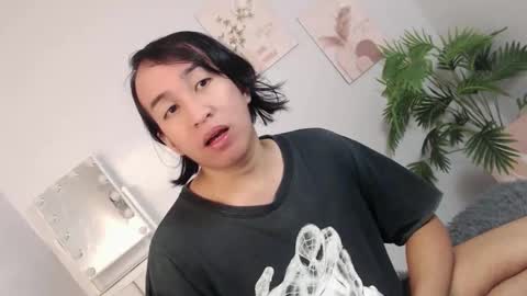 Snapshot of im_youronly11992 chatting on October 28, 2025, 4:20 pm Ashley iss open for pvt cumshow online show from October 28, 2025, 4:20 pm