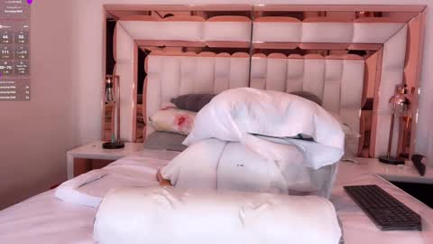 Snapshot of im_yours_01 chatting on January 28, 2025, 10:56 am daniella online show from January 28, 2025, 10:56 am