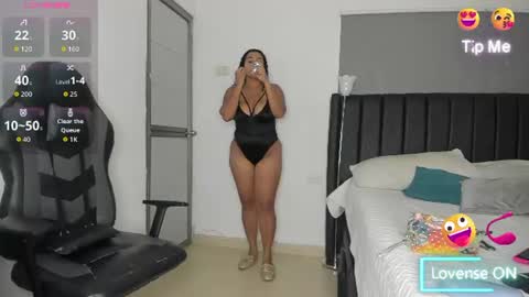 Snapshot of imacwenn_ chatting on July 17, 2026, 1:51 pm Sofia online show from July 17, 2026, 1:51 pm