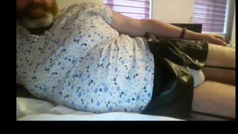 imagoodboyuk online show from November 10, 2025, 1:32 pm