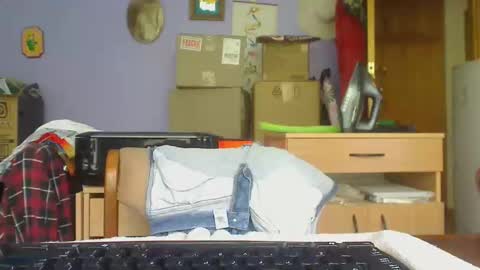 Aussie Guy online show from November 17, 2025, 3:45 am