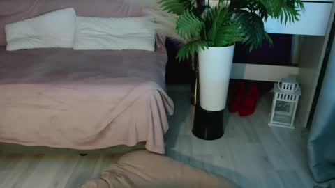 Carrie online show from October 19, 2025, 3:45 pm