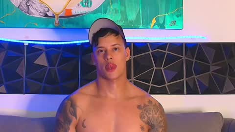 Snapshot of imconor chatting on January 31, 2025, 9:37 pm imconor online show from January 31, 2025, 9:37 pm