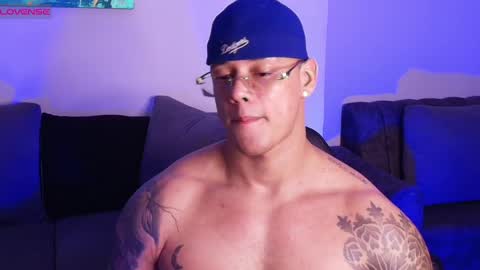 Snapshot of imconor chatting on May 16, 2026, 12:51 am imconor online show from May 16, 2026, 12:51 am