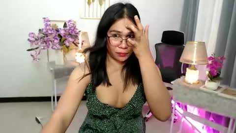 Ashley online show from December 24, 2024, 1:59 am