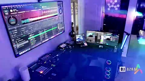 DJ Azra online show from October 17, 2025, 9:28 pm