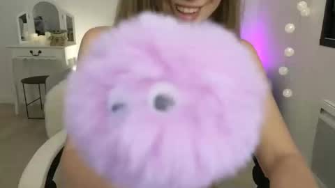 ImKeira online show from January 27, 2025, 10:49 pm