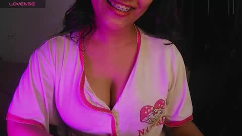 Snapshot of imlovelyrose chatting on October 29, 2025, 1:13 pm ROSE online show from October 29, 2025, 1:13 pm