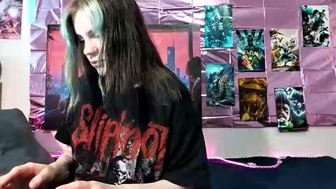 Snapshot of immortal_fuckers chatting on November 21, 2025, 9:52 am Sam and Jen online show from November 21, 2025, 9:52 am