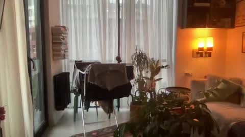 Snapshot of imnotall chatting on March 9, 2025, 3:05 pm imnotall online show from March 9, 2025, 3:05 pm