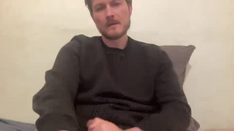 imnotall online show from December 14, 2025, 11:42 pm