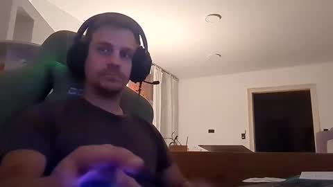 imperat0rp online show from October 27, 2025, 5:39 pm