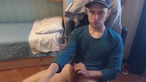 Snapshot of imsimo chatting on May 16, 2026, 4:39 pm Simo online show from May 16, 2026, 4:39 pm
