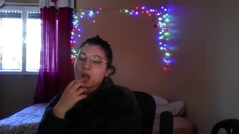 Snapshot of imsohornydacom chatting on April 28, 2026, 6:13 pm Florencia online show from April 28, 2026, 6:13 pm